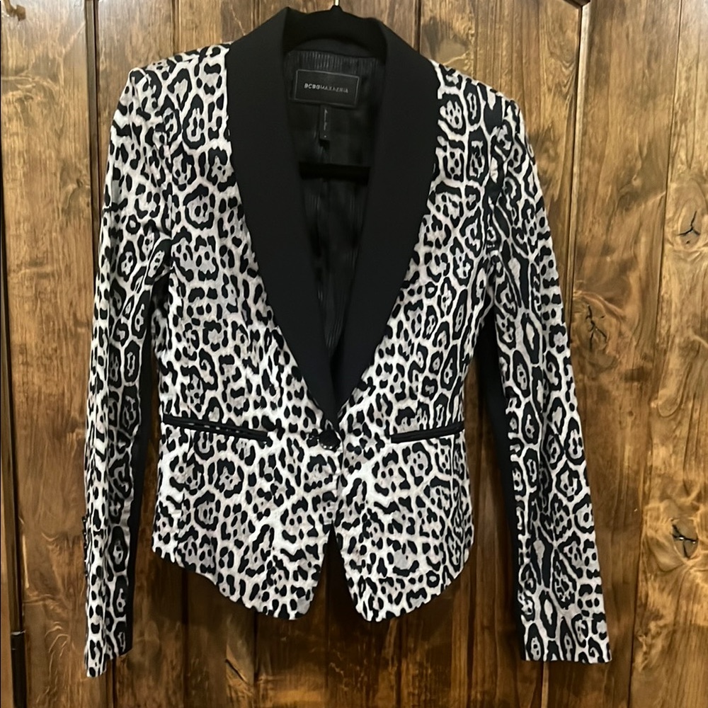 BCBGMaxAzria Black and White Leopard Print Blazer